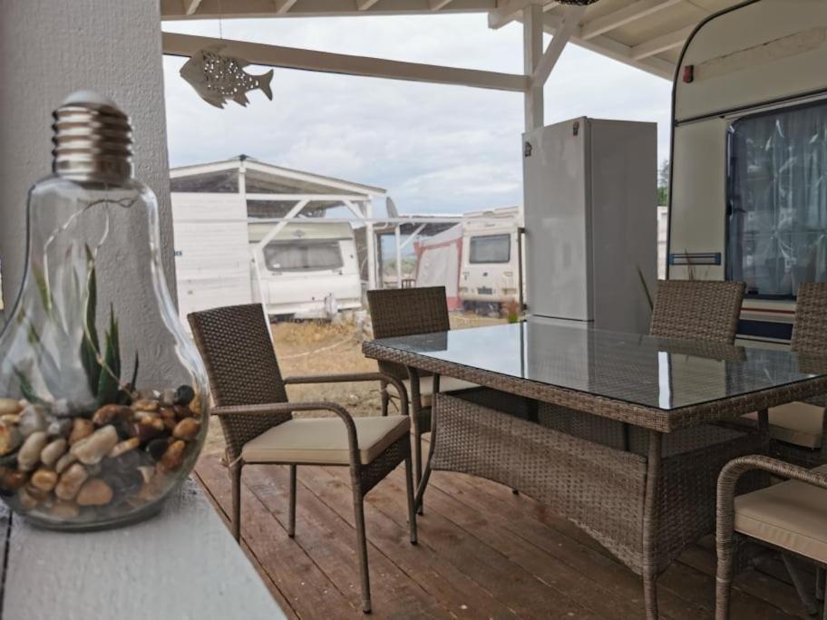Sea Caravan On The Beach Kiten  Exterior foto