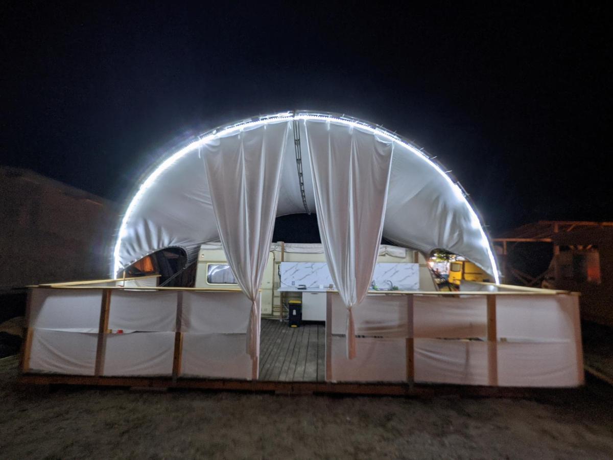 Sea Caravan On The Beach Kiten  Exterior foto