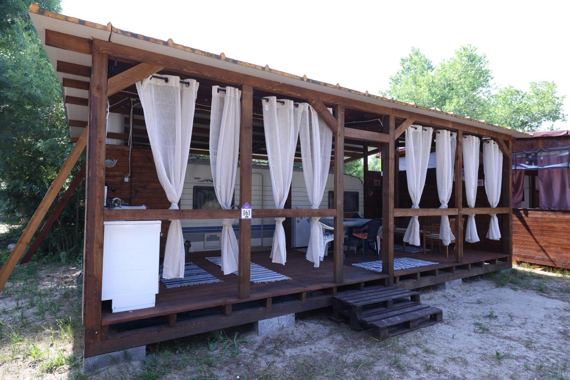 Sea Caravan On The Beach Kiten  Exterior foto